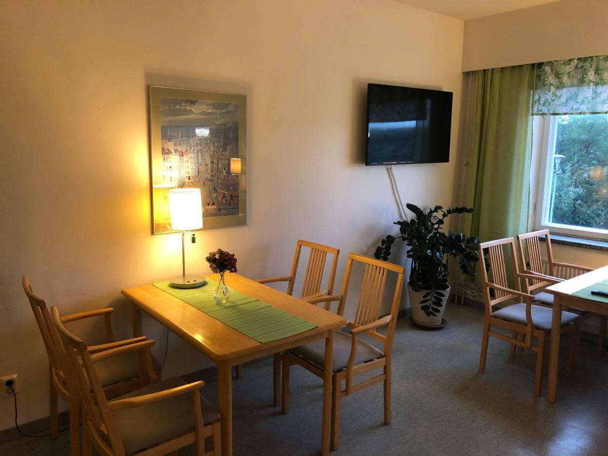פורבו Budget Hotel Easystay מראה חיצוני תמונה