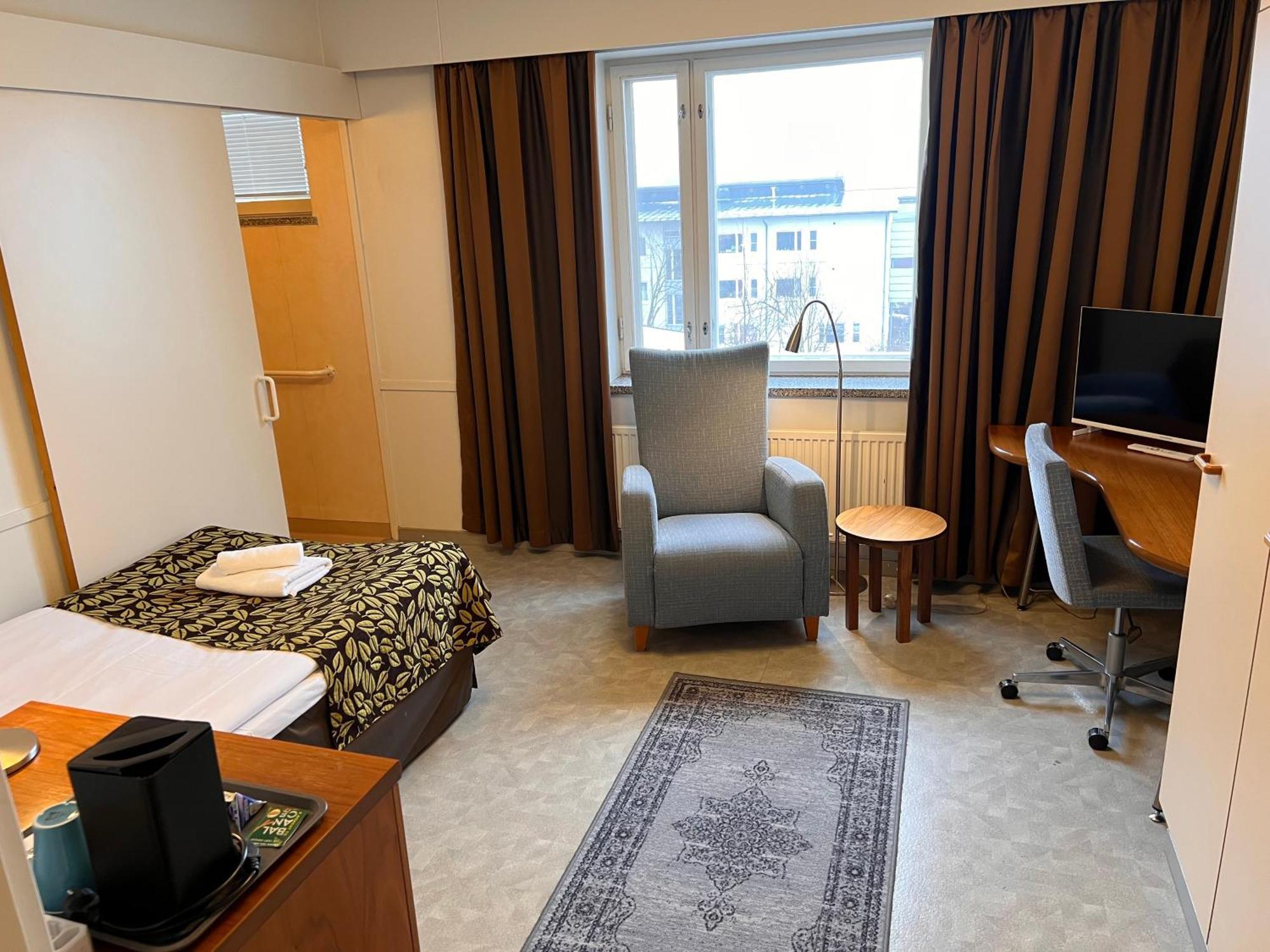 פורבו Budget Hotel Easystay מראה חיצוני תמונה