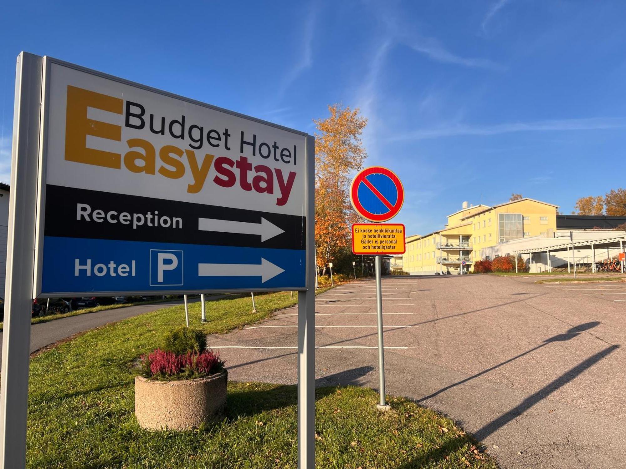 פורבו Budget Hotel Easystay מראה חיצוני תמונה