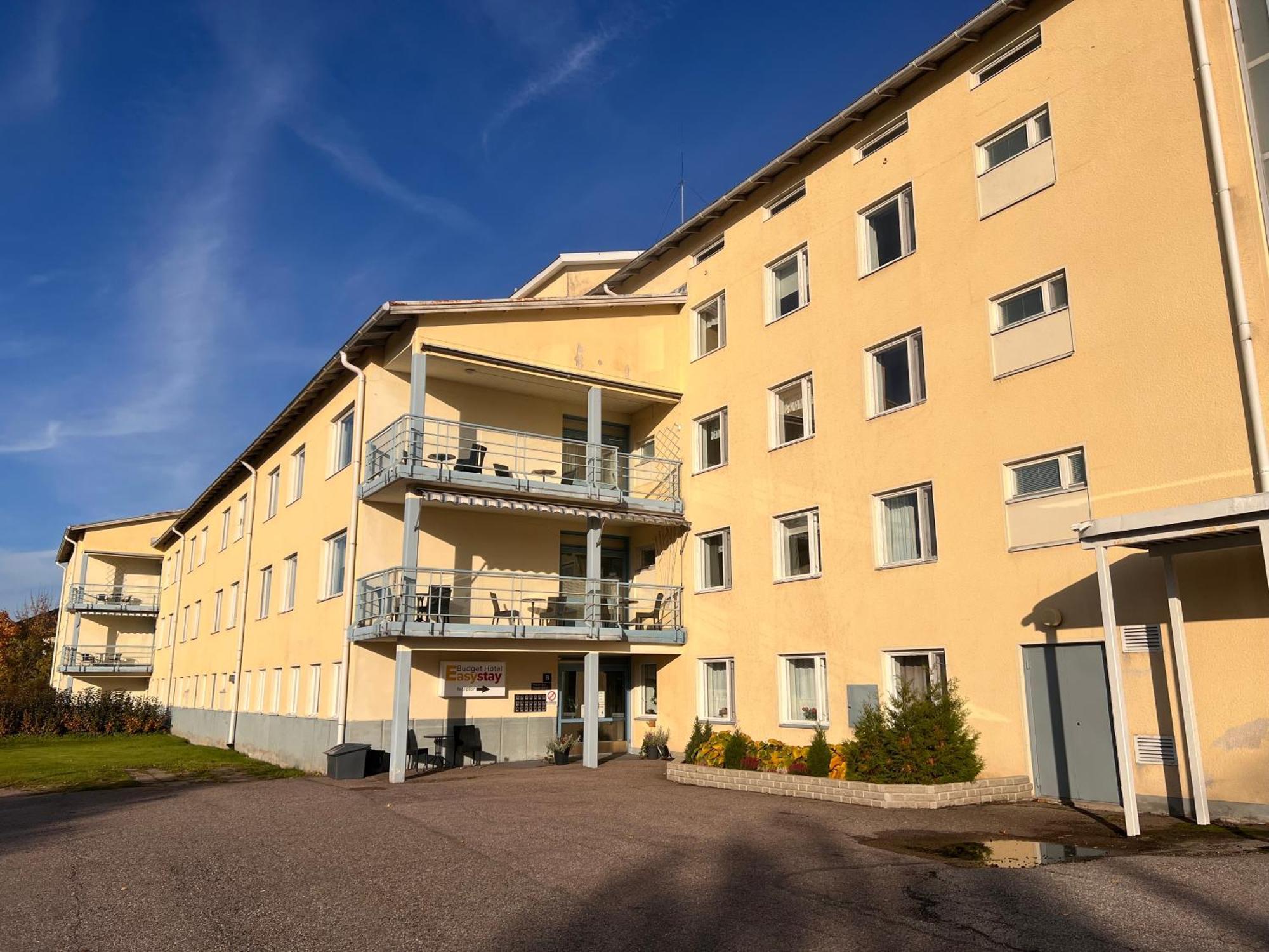 פורבו Budget Hotel Easystay מראה חיצוני תמונה